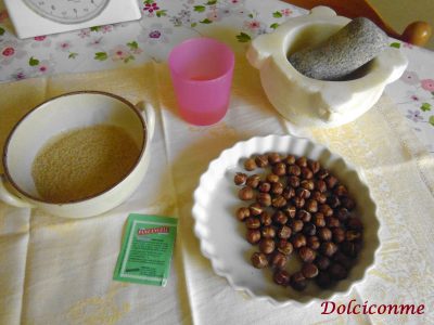 Ingredienti Croccantini alle nocciole
